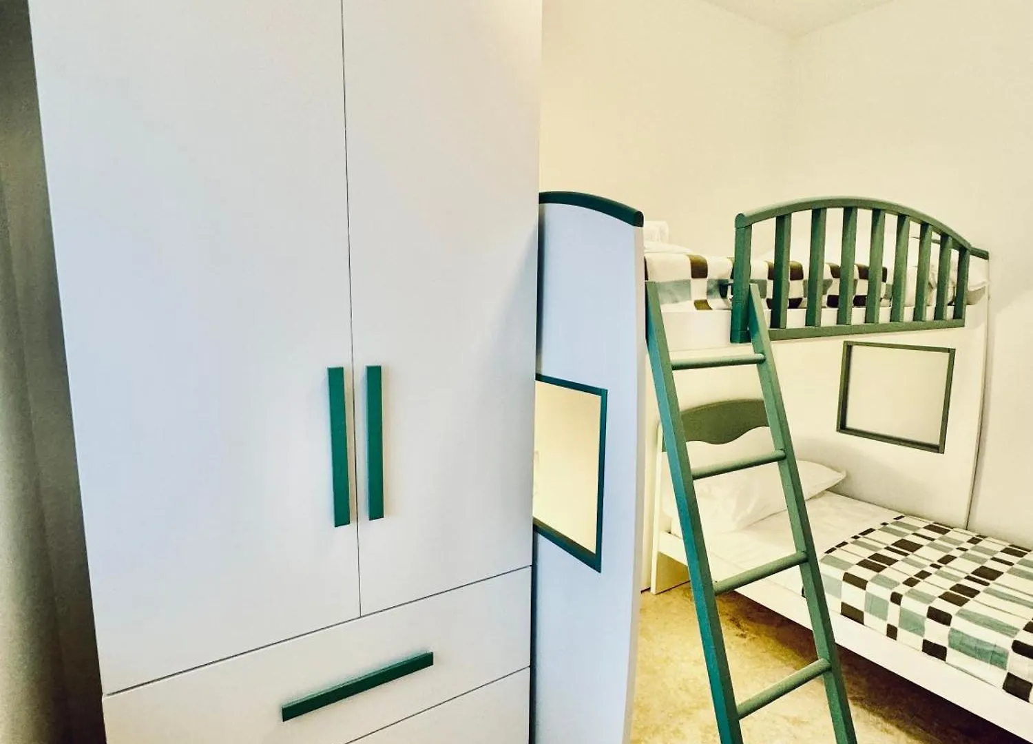 Apartment Appartamento Rosanna Torri Del Benaco