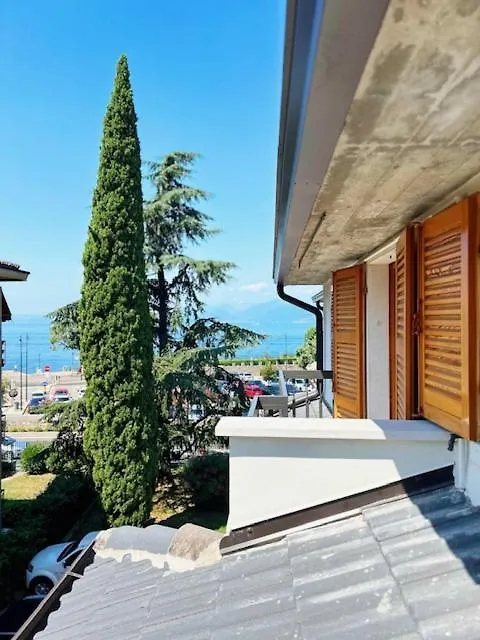 Apartment Appartamento Rosanna Torri Del Benaco